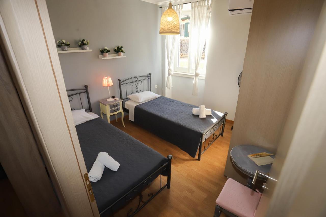 Isminis Apartment, Old Town Corfu Corfu  Buitenkant foto